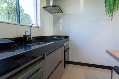 Apartamento à venda com 130m², 2 quartos e 2 vagasCozinha