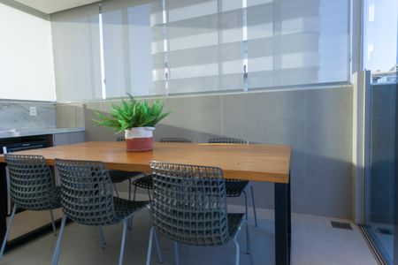 Apartamento à venda com 130m², 2 quartos e 2 vagasCopa