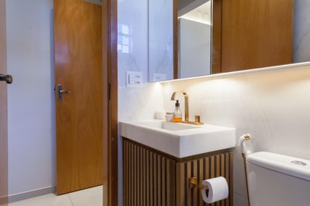 Apartamento à venda com 130m², 2 quartos e 2 vagasBanheiro Suíte