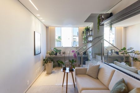 Apartamento à venda com 130m², 2 quartos e 2 vagasSala