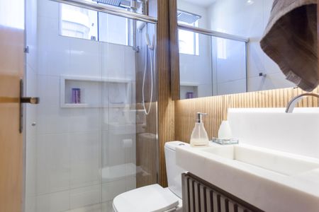 Apartamento à venda com 130m², 2 quartos e 2 vagasBanheiro Social