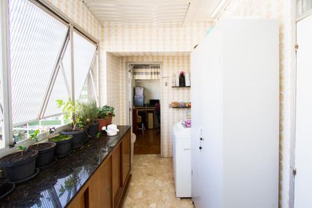 Apartamento à venda com 126m², 3 quartos e 2 vagas Apartamento à venda com 126m², 3 quartos e 2 vagasÁrea de serviço