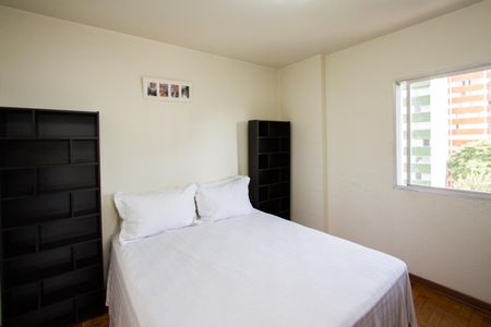 Apartamento à venda com 126m², 3 quartos e 2 vagas Apartamento à venda com 126m², 3 quartos e 2 vagasQuarto