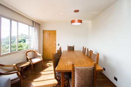 Apartamento à venda com 126m², 3 quartos e 2 vagas Apartamento à venda com 126m², 3 quartos e 2 vagasSala