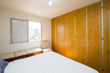Apartamento à venda com 126m², 3 quartos e 2 vagas Apartamento à venda com 126m², 3 quartos e 2 vagasSuíte