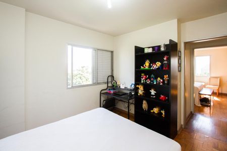 Apartamento à venda com 126m², 3 quartos e 2 vagas Apartamento à venda com 126m², 3 quartos e 2 vagasQuarto