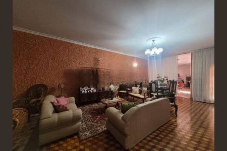 Casa à venda com 179m², 3 quartos e 2 vagasFoto 01