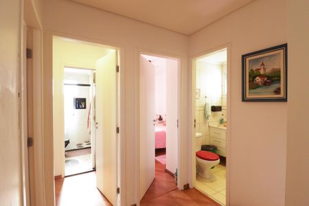 Apartamento à venda com 92m², 3 quartos e 2 vagas Apartamento à venda com 92m², 3 quartos e 2 vagasCorredor