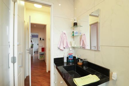 Apartamento à venda com 92m², 3 quartos e 2 vagas Apartamento à venda com 92m², 3 quartos e 2 vagasBanheiro 1