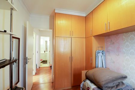 Apartamento à venda com 92m², 3 quartos e 2 vagas Apartamento à venda com 92m², 3 quartos e 2 vagasQuarto 1