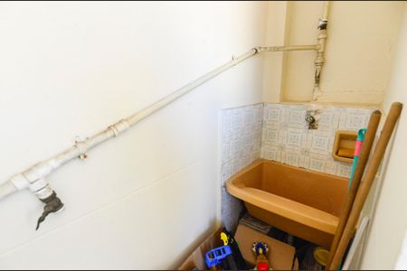 Apartamento à venda com 72m², 2 quartos e sem vaga Apartamento à venda com 72m², 2 quartos e sem vagaÁrea de Serviço