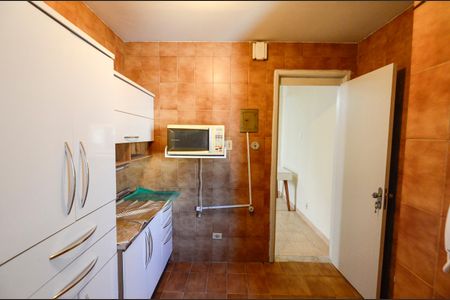 Apartamento à venda com 72m², 2 quartos e sem vaga Apartamento à venda com 72m², 2 quartos e sem vagaCozinha
