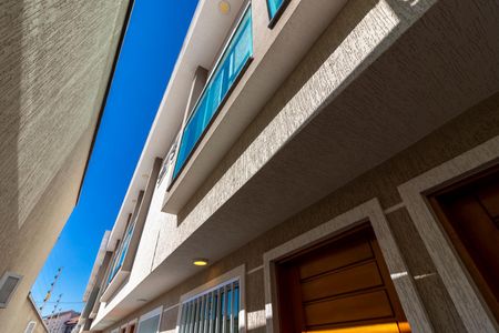 Casa de condomínio à venda com 100m², 2 quartos e 2 vagasFachada da Casa