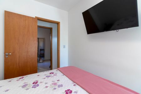 Casa de condomínio à venda com 100m², 2 quartos e 2 vagasSuíte 1