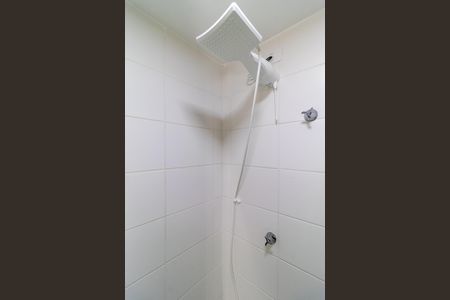 Banheiro de apartamento para alugar com 1 quarto, 27m² em Água Branca, São Paulo