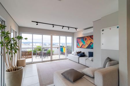 Apartamento para alugar com 27m², 1 quarto e sem vaga Apartamento para alugar com 27m², 1 quarto e sem vagaÁrea comum - Salão de festas