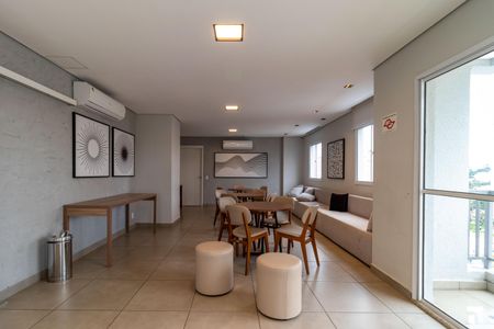 Apartamento para alugar com 27m², 1 quarto e sem vaga Apartamento para alugar com 27m², 1 quarto e sem vagaÁrea comum - Salão de festas