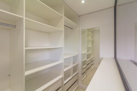 Apartamento à venda com 57m², 2 quartos e sem vagaCloset do Quarto 1