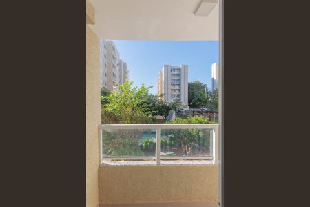 Sacada da Sala de apartamento à venda com 2 quartos, 70m² em Jardim Nova Europa, Campinas