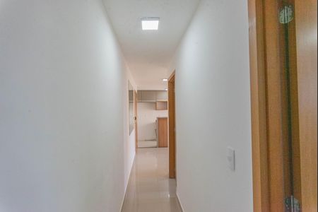 Apartamento à venda com 70m², 2 quartos e 1 vaga Apartamento à venda com 70m², 2 quartos e 1 vagaCorredor
