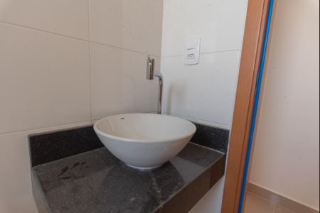 Apartamento à venda com 70m², 2 quartos e 1 vagaBanheiro Social