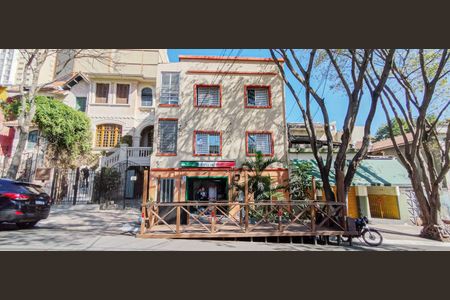 Apartamento à venda com 100m², 2 quartos e sem vagaFachada