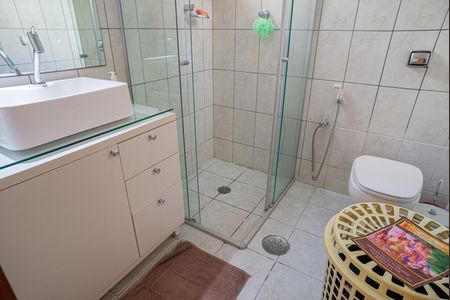 Apartamento à venda com 100m², 2 quartos e sem vagaBanheiro 2