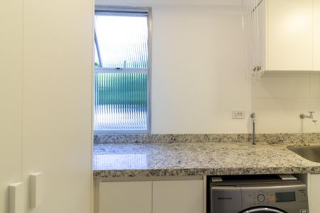 Apartamento à venda com 90m², 3 quartos e 1 vagaÁrea de Serviço