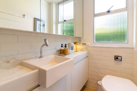 Apartamento à venda com 90m², 3 quartos e 1 vagaBanheiro Social