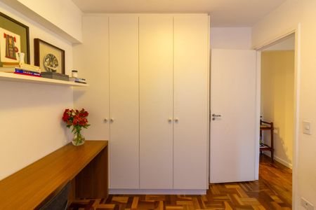 Apartamento à venda com 90m², 3 quartos e 1 vagaQuarto 2