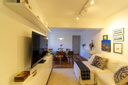 Sala de Estar de apartamento à venda com 3 quartos, 90m² em Campo Belo, São Paulo