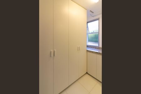 Apartamento à venda com 90m², 3 quartos e 1 vagaÁrea de Serviço