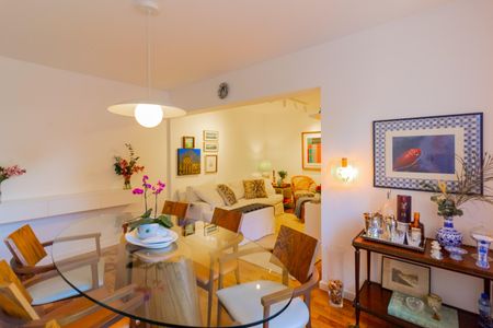 Apartamento à venda com 90m², 3 quartos e 1 vagaSala de Jantar