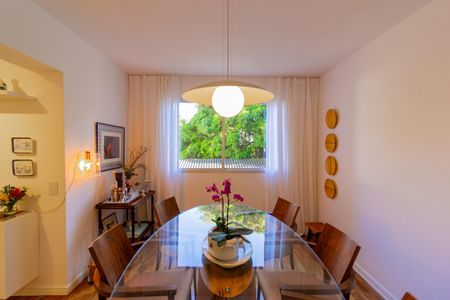 Apartamento à venda com 90m², 3 quartos e 1 vagaSala de Jantar