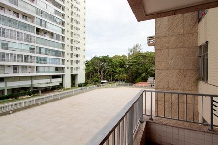 Apartamento à venda com 64m², 1 quarto e 1 vagaVaranda