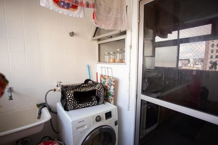 Apartamento à venda com 78m², 2 quartos e 1 vagaÁrea de Serviço