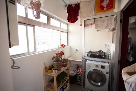 Apartamento à venda com 78m², 2 quartos e 1 vagaÁrea de Serviço