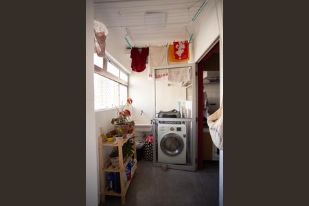 Apartamento à venda com 78m², 2 quartos e 1 vagaÁrea de Serviço