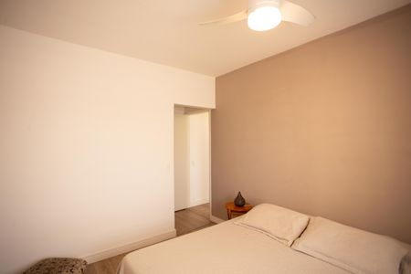 Apartamento à venda com 78m², 2 quartos e 1 vagaQuarto 2