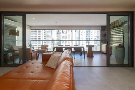 Apartamento à venda com 141m², 3 quartos e 2 vagasSala