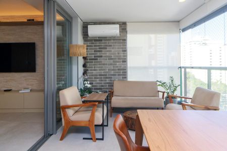 Apartamento à venda com 141m², 3 quartos e 2 vagasSala - Varanda