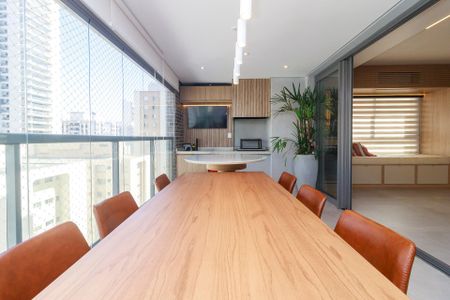 Sala - Varanda de apartamento à venda com 3 quartos, 141m² em Brooklin, São Paulo