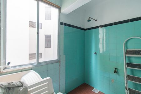 Apartamento à venda com 76m², 2 quartos e sem vagaCozinha e Área de Serviço