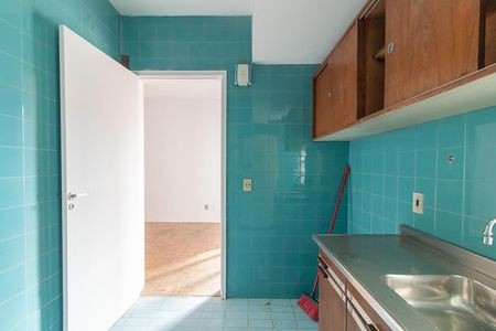 Apartamento à venda com 76m², 2 quartos e sem vagaCozinha e Área de Serviço