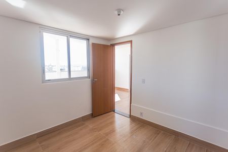 Apartamento à venda com 90m², 3 quartos e 2 vagas Apartamento à venda com 90m², 3 quartos e 2 vagasSuíte