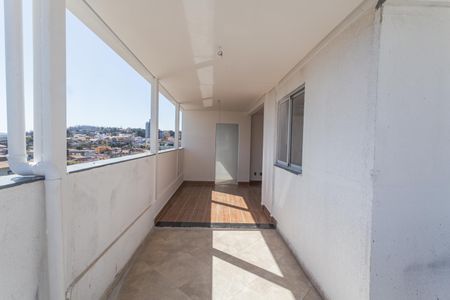 Apartamento à venda com 90m², 3 quartos e 2 vagas Apartamento à venda com 90m², 3 quartos e 2 vagasCobertura