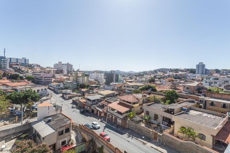 Apartamento à venda com 90m², 3 quartos e 2 vagas Apartamento à venda com 90m², 3 quartos e 2 vagasVista da Cobertura