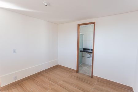 Apartamento à venda com 90m², 3 quartos e 2 vagas Apartamento à venda com 90m², 3 quartos e 2 vagasSuíte