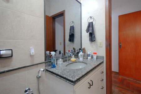 Apartamento à venda com 147m², 3 quartos e 2 vagasBanheiro