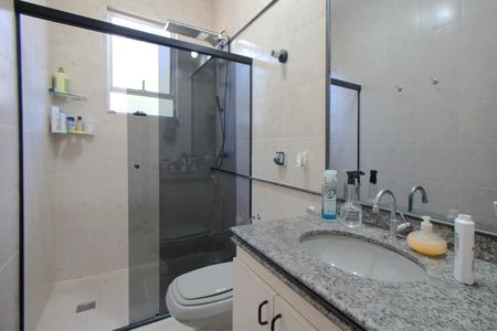 Apartamento à venda com 147m², 3 quartos e 2 vagasBanheiro